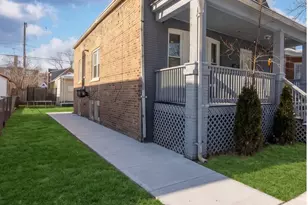 9020 S Carpenter St, Chicago, IL 60620 - Photo 4