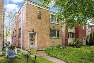 2630 W Estes Ave, Chicago, IL 60645 - Photo 1