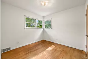 814 S Chestnut Ave, Arlington Heights, IL 60005 - Photo 16