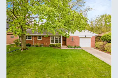 814 S Chestnut Avenue, Arlington Heights, IL 60005 - Photo 1