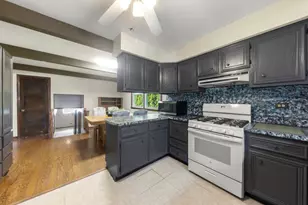 151 Catalpa Ave, Wood Dale, IL 60191 - Photo 8