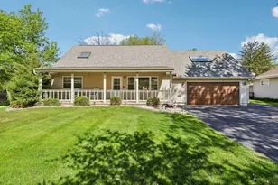 1320 N Harrison St, Algonquin, IL 60102 - Photo 1