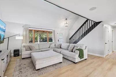 1320 N Harrison Street, Algonquin, IL 60102 - Photo 6