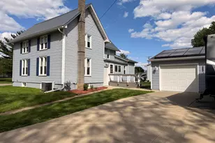 602 E High St, Hennepin, IL 61327 - Photo 2