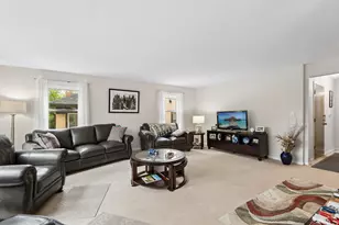 2225 W Touhy Ave, Chicago, IL 60645 - Photo 12