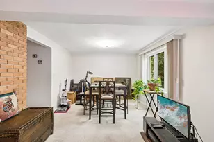 2225 W Touhy Ave, Chicago, IL 60645 - Photo 48