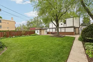 2225 W Touhy Ave, Chicago, IL 60645 - Photo 64