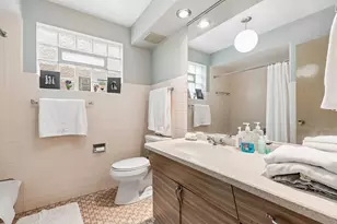 2225 W Touhy Ave, Chicago, IL 60645 - Photo 18