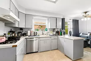 2225 W Touhy Ave, Chicago, IL 60645 - Photo 28