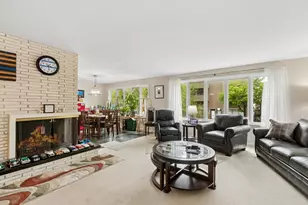 2225 W Touhy Ave, Chicago, IL 60645 - Photo 14