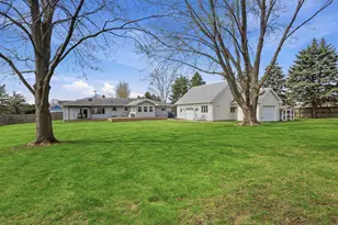 1818 Brickville Rd, Sycamore, IL 60178 - Photo 26