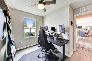 470 E Meadowdale Cir, Hampshire, IL 60140 - Photo 12