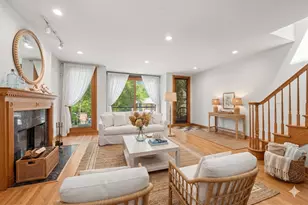 1757 W Newport Ave, Chicago, IL 60657 - Photo 4