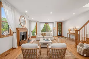 1757 W Newport Ave, Chicago, IL 60657 - Photo 6