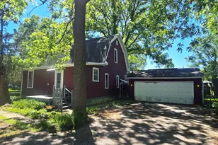 114 E Center St, Seymour, IL 61875 - Photo 12