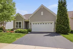 1242 Barkston Ln, Aurora, IL 60502 - Photo 2