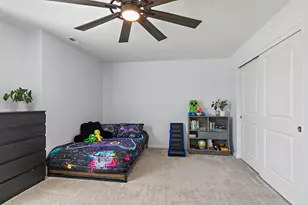 1204 Draper Rd, McHenry, IL 60050 - Photo 20
