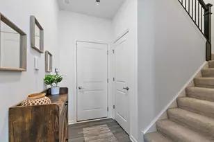 1204 Draper Rd, McHenry, IL 60050 - Photo 14