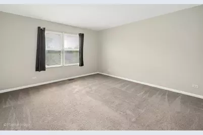 829 Red Barn Lane, Elgin, IL 60124 - Photo 20