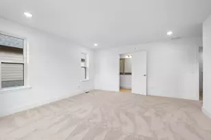 6425 Main St, Morton Grove, IL 60053 - Photo 22