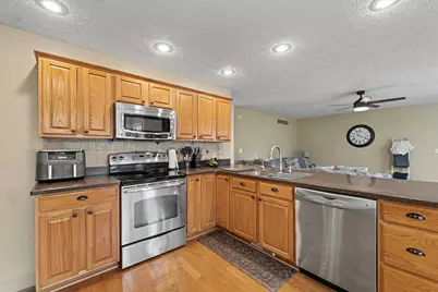 359 E Meuser Drive, Paxton, IL 60957 - Photo 12