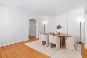 315 S Maple Ave, Oak Park, IL 60302 - Photo 8