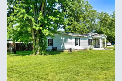 210 Park Avenue, Flora, IL 62839 - Photo 40