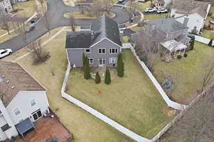 217 Sunbury Dr, Saint Charles, IL 60175 - Photo 26