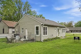 16784 Trapet Ave, Hazel Crest, IL 60429 - Photo 2
