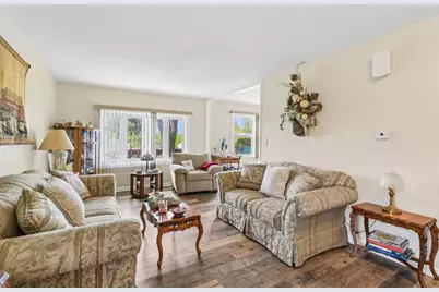 1117 Crescent Court, Round Lake Beach, IL 60073 - Photo 2