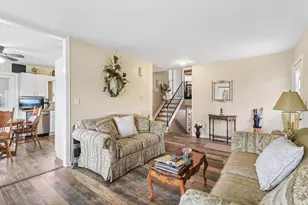 1117 Crescent Ct, Round Lake Beach, IL 60073 - Photo 4