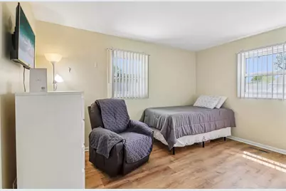 1117 Crescent Court, Round Lake Beach, IL 60073 - Photo 14