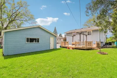 1117 Crescent Court, Round Lake Beach, IL 60073 - Photo 22