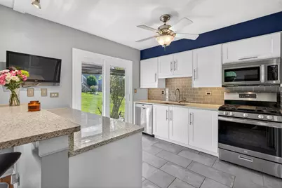 6401 Otto Place, Downers Grove, IL 60516 - Photo 6