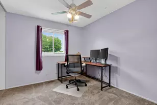 18320 W Linda Ln, Gurnee, IL 60031 - Photo 16