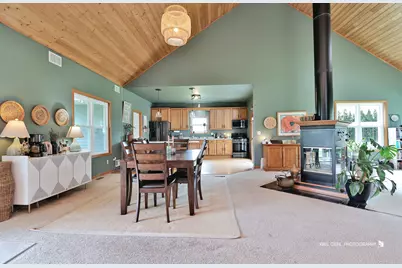 600 Meadow Lane, Winthrop Harbor, IL 60096 - Photo 4