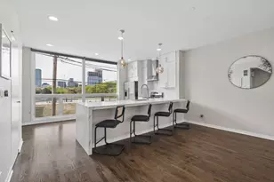 660 N Peoria St, Chicago, IL 60642 - Photo 12
