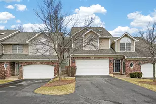126 N Drew Ct, Palatine, IL 60067 - Photo 1