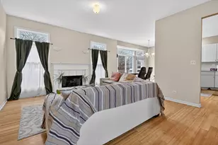 126 N Drew Ct, Palatine, IL 60067 - Photo 4