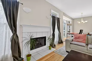 126 N Drew Ct, Palatine, IL 60067 - Photo 6