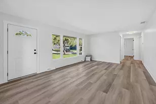 241 S Riverside Dr, Villa Park, IL 60181 - Photo 4