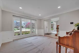1355 Beckett Ln, Schaumburg, IL 60173 - Photo 20