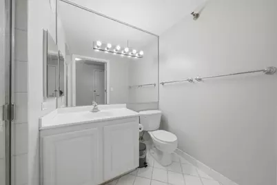 345 N La Salle Drive #401, Chicago, IL 60654 - Photo 12