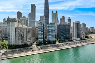 880 N Lake Shore Dr, Chicago, IL 60611 - Photo 32