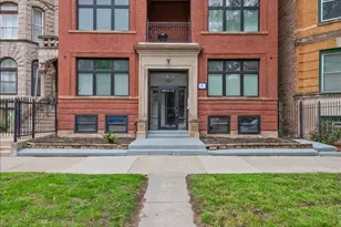 4412 S Prairie Ave, Chicago, IL 60653 - Photo 1