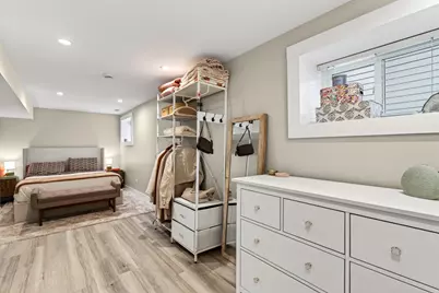 1715 W Balmoral Avenue, Chicago, IL 60640 - Photo 32