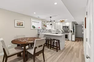 1715 W Balmoral Ave, Chicago, IL 60640 - Photo 28