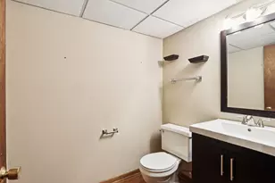 2019 E Avon Ln, Arlington Heights, IL 60004 - Photo 42