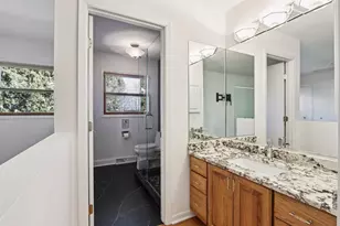 2019 E Avon Ln, Arlington Heights, IL 60004 - Photo 20