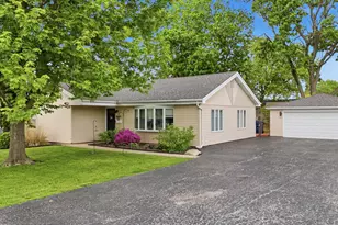 11649 S Nagle Ave, Worth, IL 60482 - Photo 34